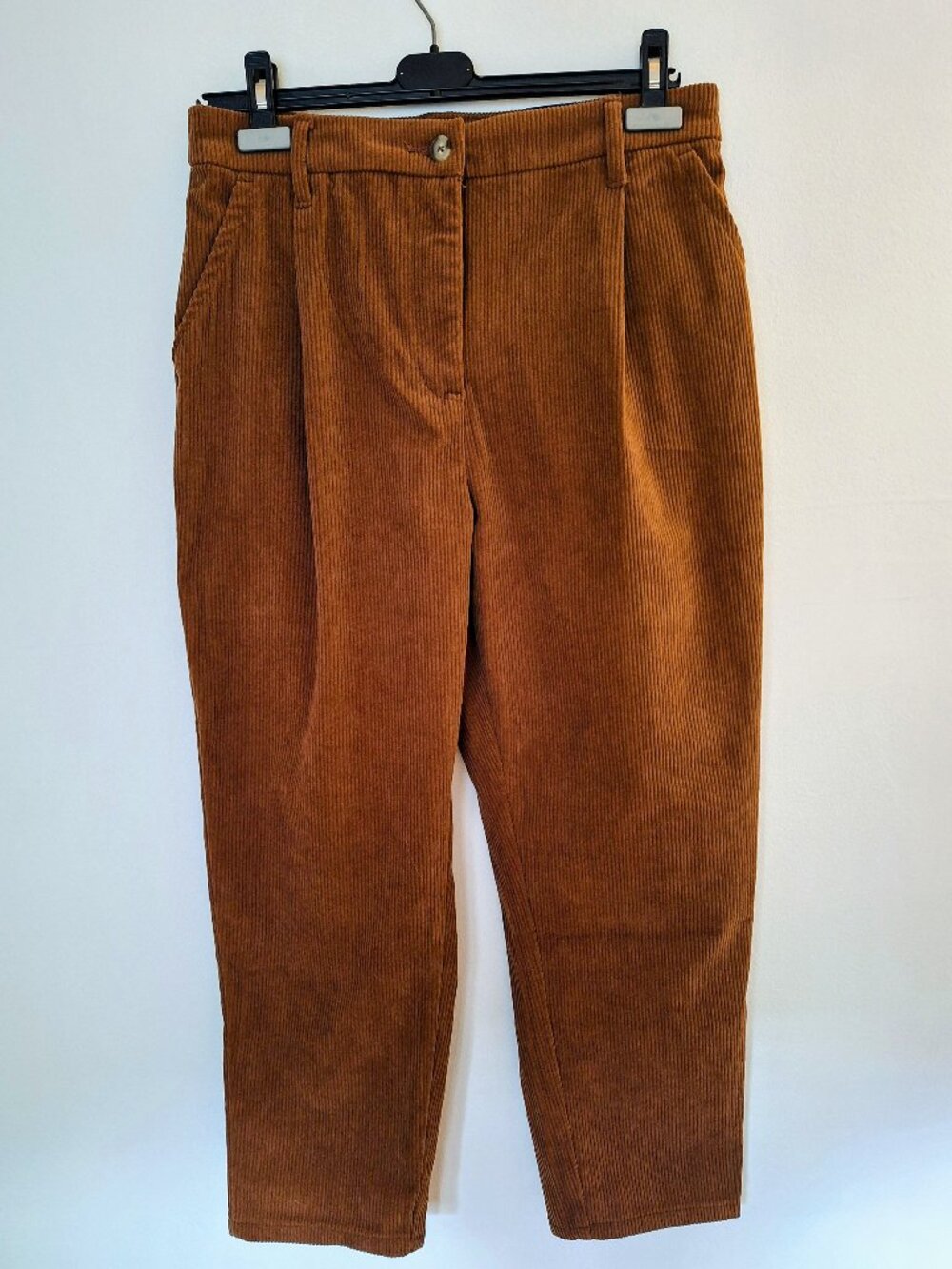 Reitmans corduroy caramel brown pants, high rise, tapered